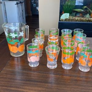 Rare Brand : Libby Vintage Orang Juice Canister with 16 Matching Glasses